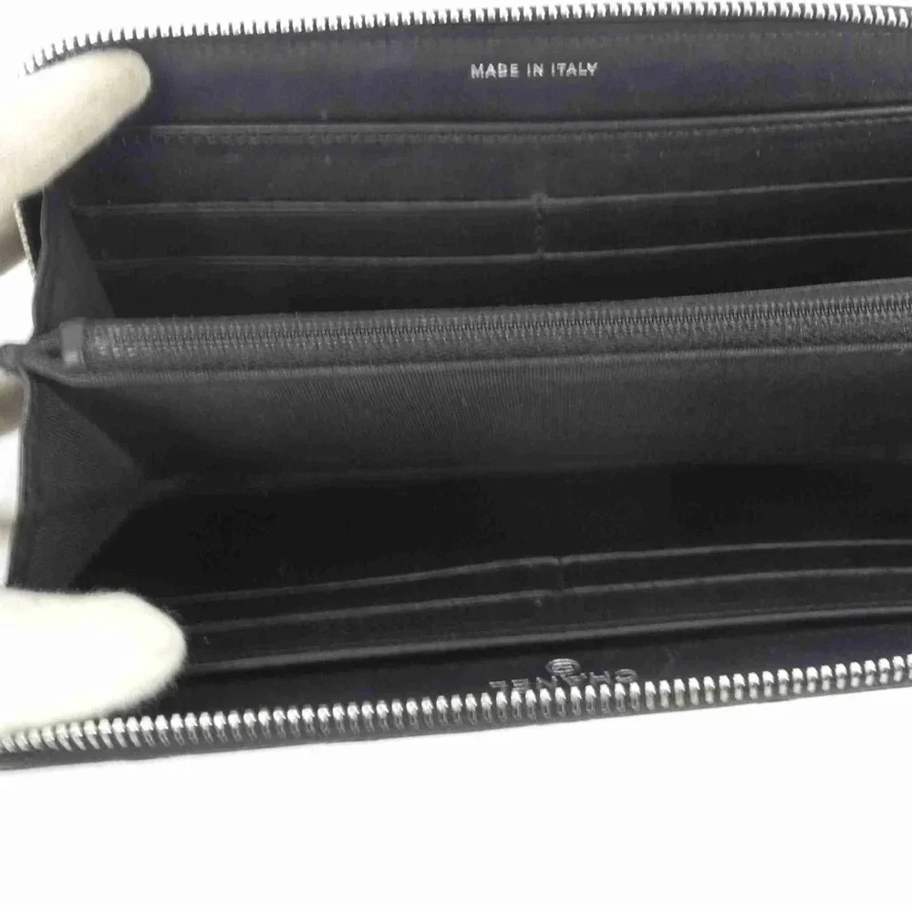 Vintage Chanel Quilted Enameled Leather Long Wallet - Picture 9 of 11